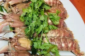 皮皮虾，好吃，需掌握挑选、做法和剥壳的小窍门，才吃得顺心图片