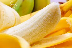 打了“激素”的香蕉如何辨认？老果农：教你1招，看一眼就能区别图片