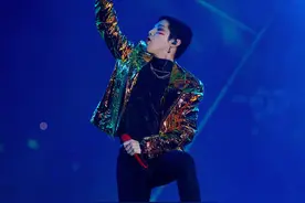 华晨宇火了这么久，他都给我们带来了哪些惊喜，华晨宇的歌图片