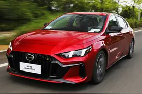 9.83万起，比思域靠谱？传祺影豹这4款新车型里，数它最值得买图片