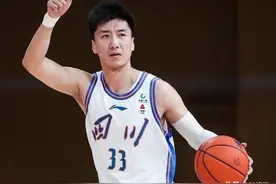 心疼韩硕，命里从来不由他图片