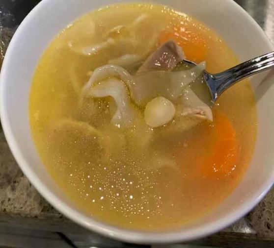 花胶鸡汤会上火吗 花胶鸡汤会上火吗