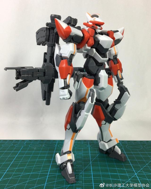 宅客模玩原创测评：青岛社 1/48 烈焰魔剑 测评（素组+展示部分）