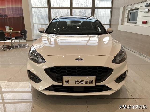 家用车被贴上了运动标签，详细解读2021款福特福克斯