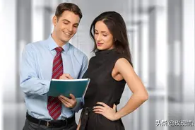 44岁男人口述：陪领导出差，不慎越轨，纠结是否向老婆坦白图片