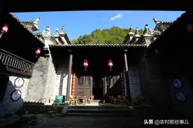 细探湖北陕西两省交界处，西坝界岭山脚下的百年老宅——张家大院图片