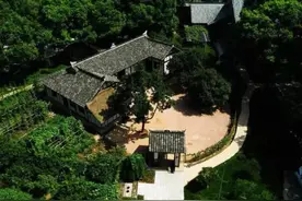 女儿夭折，原配夫人香消玉殒，萧三痛骂自己是“薄情郎”图片