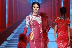 金九银十结婚季，最适合新娘与伴娘的10套红装新造型图片