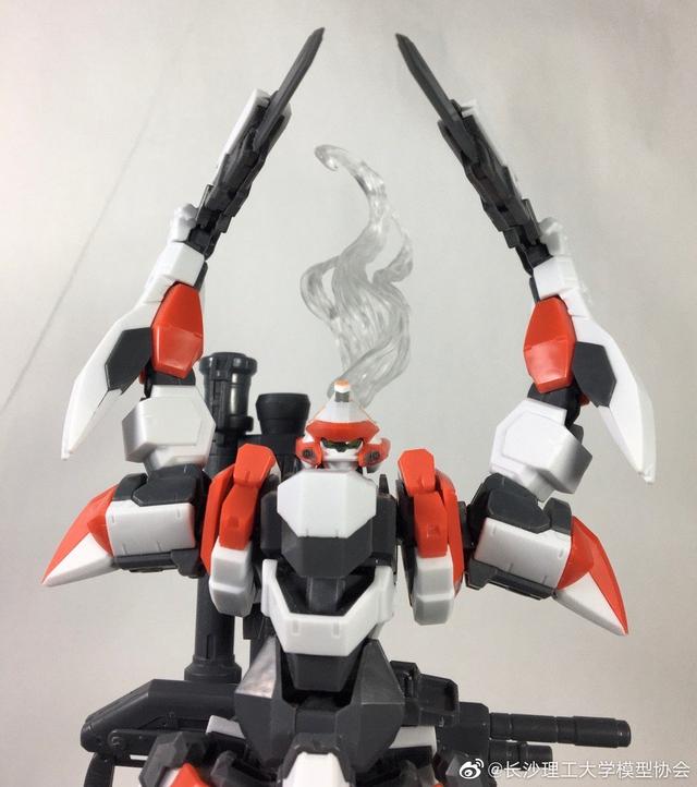 宅客模玩原创测评：青岛社 1/48 烈焰魔剑 测评（素组+展示部分）