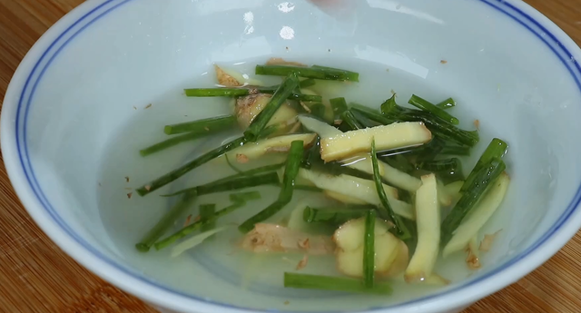 牛肉想要嫩滑，腌制方法很关键，大厨10年经验分享，不柴不塞牙