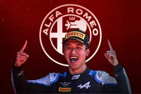 赛事 | 中国F1第一人！车手周冠宇下赛季加盟阿尔法·罗密欧F1车队图片