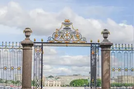 彼得堡要塞，圣彼得堡一定要去的一个地方图片