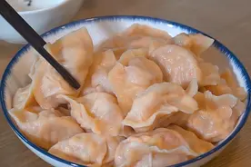 西红柿馅饺子来啦，清淡又美味，比肉馅还要好吃，吃了全家都点赞图片