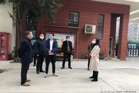 洛阳市纪委监督检查领导小组到洛阳市实验小学进行复学准备专项监督检查图片
