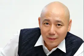 两次离异让儿子恐婚，李成儒心痛落泪图片