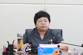 北海中级法院集体约谈基层院长：要求严格落实“一把手”责任，确保各项决策落地见效！图片