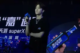 图多没地方存，满满的王嘉尔图片