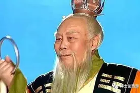 观音要用净瓶杨柳打悟空，她为何不请示玉帝，却要告诉太上老君？图片