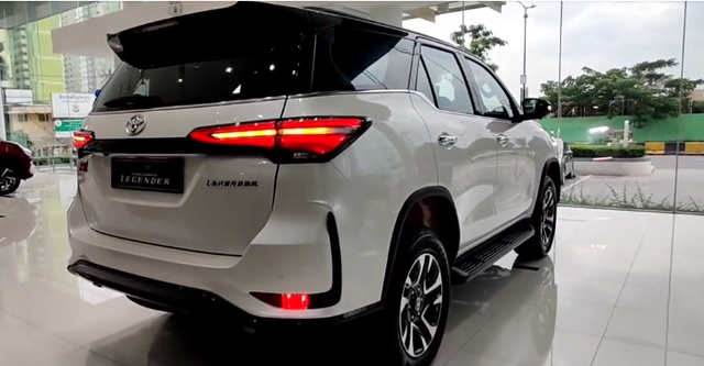 丰田新款越野车26万起，非承载车身+差速锁都有，还有四驱