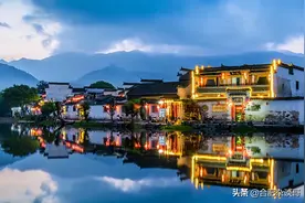 我一直有一个疑虑：不南不北的安徽，到底是南是北？图片