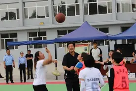 篮球运动员出身的公安厅副厅长被拿下！老上司两天前刚被逮捕图片