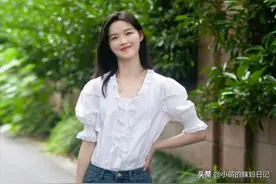 买了阔腿裤却不会穿？这6套“万能”搭配请收好，日常通勤都适合图片