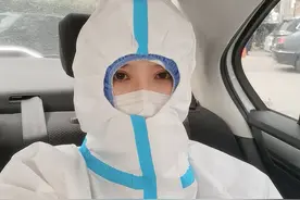 哈尔滨市第一医院“铁娘子”赵学玲12小时120次入户采集 跨越3000多级台阶、相当于爬150层楼图片