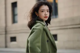 冬季皮毛大衣跟三木学！利用叠穿搭出好效果，不臃肿高级感满满图片