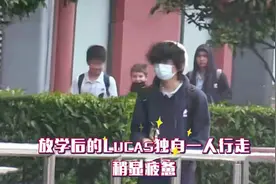 张柏芝俩儿子现身上海街头，贴身保镖护送放学，兄弟俩越长越帅图片