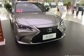 2020款雷克萨斯ES200到店，配多层隔音玻璃+主动刹车图片