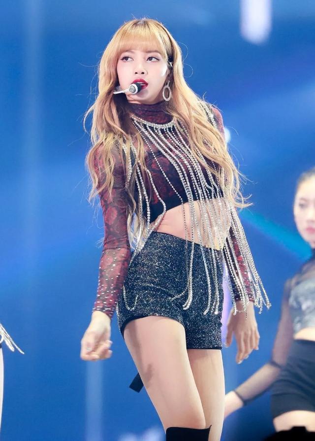 野脚鸡皮肤穿裙子 野脚鸡皮肤穿裙子