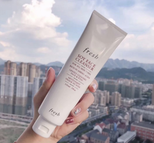 火到爆的10款洗面奶实测，来看看谁才是氨基酸中的“小霸王”