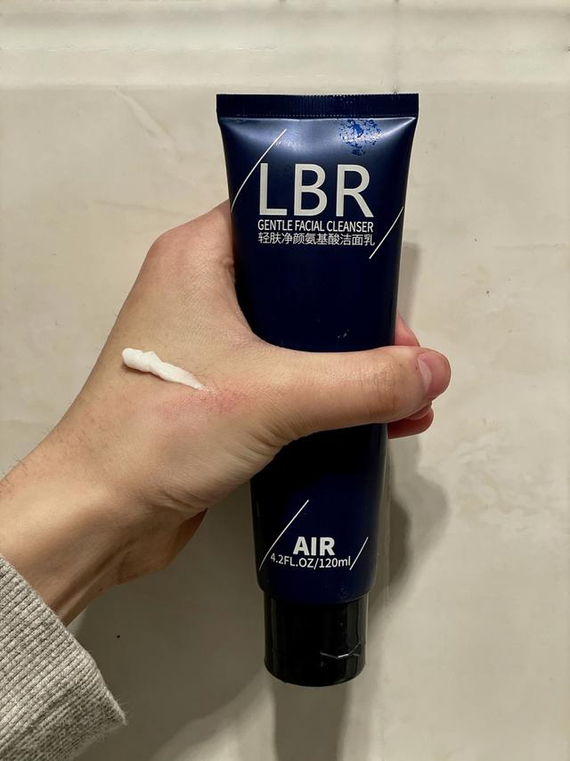 市面上有哪些好用的氨基酸洗面奶？第一名大家都知道