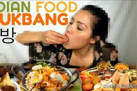 在印度要用右手吃饭，千万别用左手，到底因为啥？图片