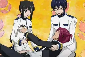 漫画作家骑单车袭胸高中生！还传出是炼金师，网友：活该被封杀图片