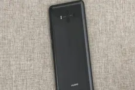 用了一年的华为Mate10回收还能值多少？用这个作参考，不怕被坑！视频封面
