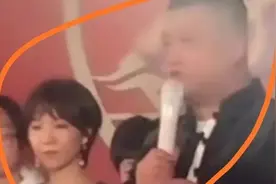 李四妻子首次发声斥责李四外面有人了，二驴接到某部门的电话停播图片