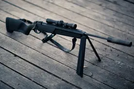 CS里的鸟狙是啥枪？这么多年真的误会它了，他真的不是狙击步枪图片