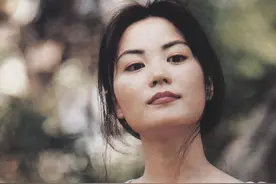 从“煤矿大院小丫头”变成“传奇天后”，王菲靠的是这4个男人图片