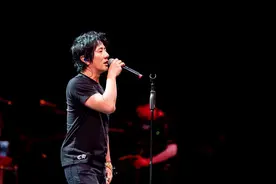 郑钧说音乐排行榜上的歌曲都是屎，他自己的音乐怎么样？图片