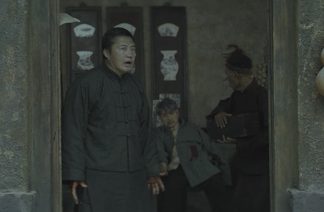 上线1天就破纪录，这片凭什么能被捧为：2021年第一国产惊悚片？