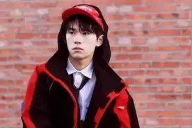 “特殊姓氏”的7位明星，鹿晗真姓鹿，热巴姓氏却一直被误会图片