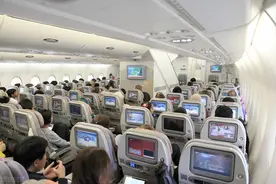 「收藏」中美间最新直航航线情况及健康码审核负责使领馆图片