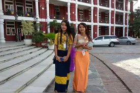 为什么缅甸女人都喜欢穿筒裙，当美女把筒裙脱下后，真是大开眼界图片