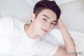 下狠心了！许凯为瘦戴瘦脸耳环，此前新戏路透脸肿得像馒头图片