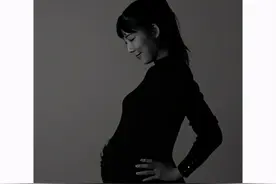 在韩活动日籍女艺人小百合：自愿成为未婚妈妈 感到非常幸福图片