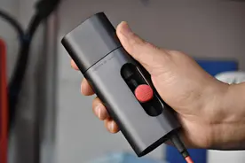 激发你创作欲望的工具，wowstick迷你热熔胶笔图片
