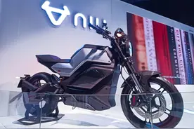 时速超过100km/h的3款高速电摩，哪款动力最强？为什么？图片