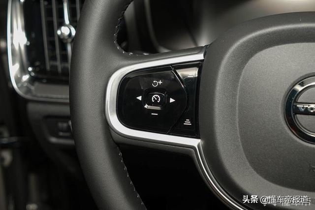 或为最美旅行车？实拍全新沃尔沃V60，33.99万元起售