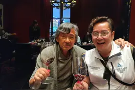 林子祥74岁生日，谭咏麟两度送祝福，两人搭肩畅饮状态超好图片